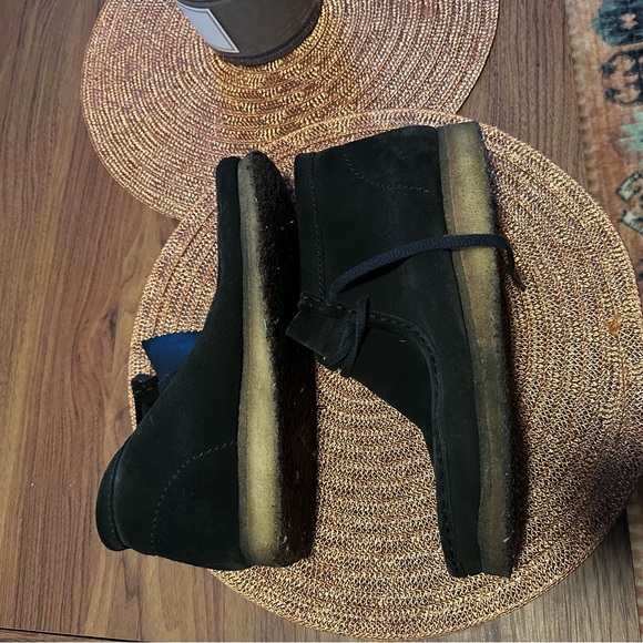 Clarks Wallabee size 10.5 - Picture 4 of 8